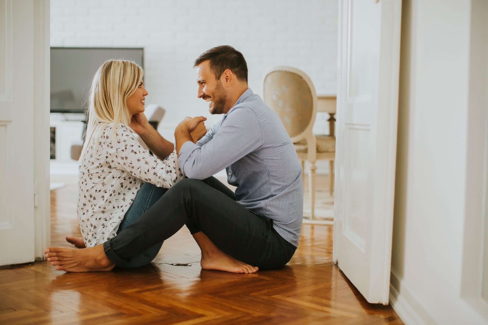 How To Make A Man Fall Deeply In Love With You - Relationship Culture