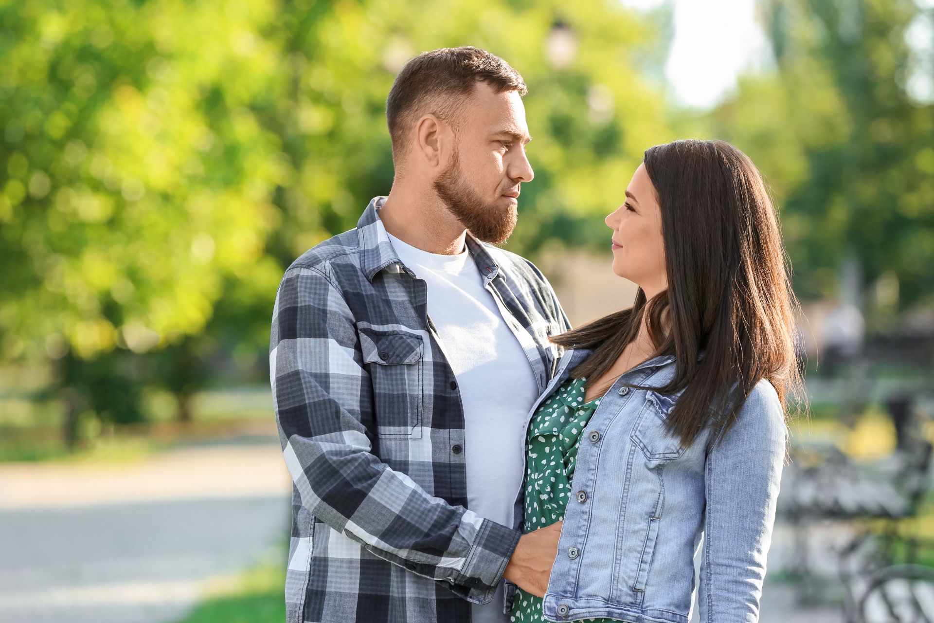 15 Signs He Wants A Serious Relationship With You - Relationship Culture